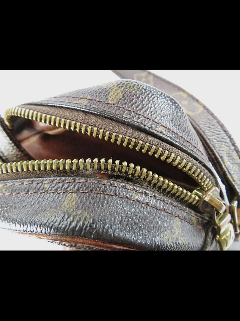 Louis Vuitton Monogram Canvas Messenger Bag in Brown and Tan